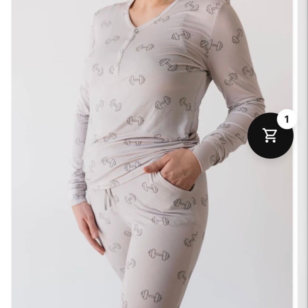 Women's forever French Dumbbell Print Pajama Set - Gray